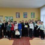 Отримали світловідбивальні браслети 2 401755927 877160904194539 4580382808199069848 n