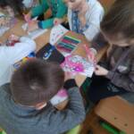 Відтворювали орнаменти української хустки 3 408832953 889493616294601 1379504026699669264 n